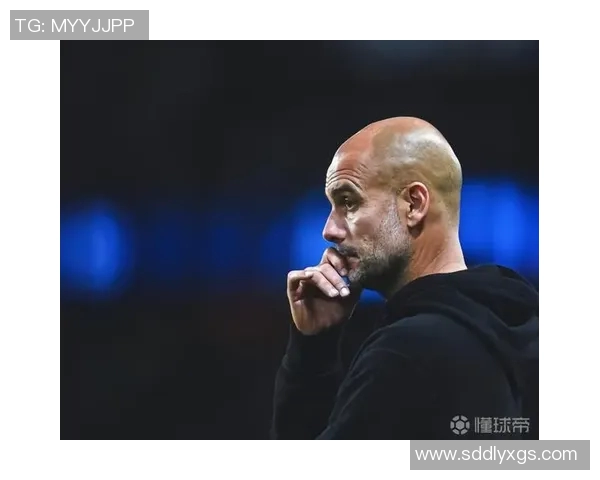 达尼洛在足球场上的传奇之路与个人成长故事解析 达尼洛在足球场上的传奇之路与个人成长故事解析