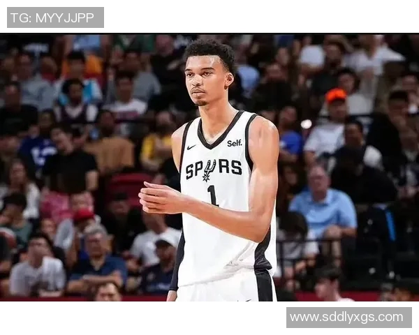 文班亚马场均数据惊人新秀之争已无悬念他将成为最佳新秀热门人选 文班亚马场均数据惊人新秀之争已无悬念他将成为最佳新秀热门人选