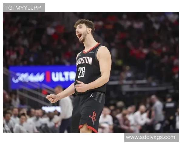 湖人队与老鹰队激战正酣2016年11月3日精彩回顾与赛后分析 湖人队与老鹰队激战正酣2016年11月3日精彩回顾与赛后分析