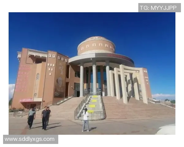 曼加拉的神秘之旅探索古老文化与现代生活的交汇点