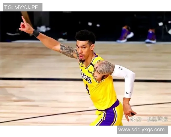 湖人勇士激战正酣文字直播全程回顾精彩瞬间与战术分析