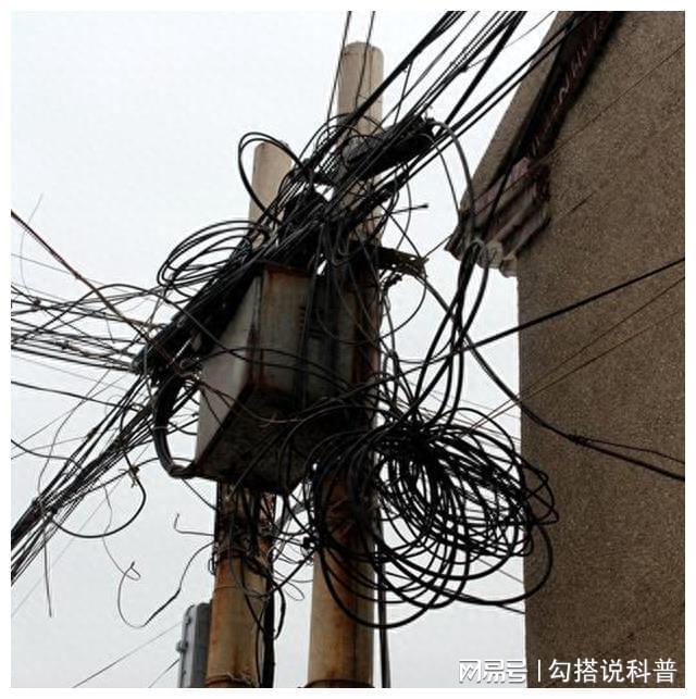 日本学者：看不懂中国电线杆便宜不用非要多花钱铺设地下电缆(图3)